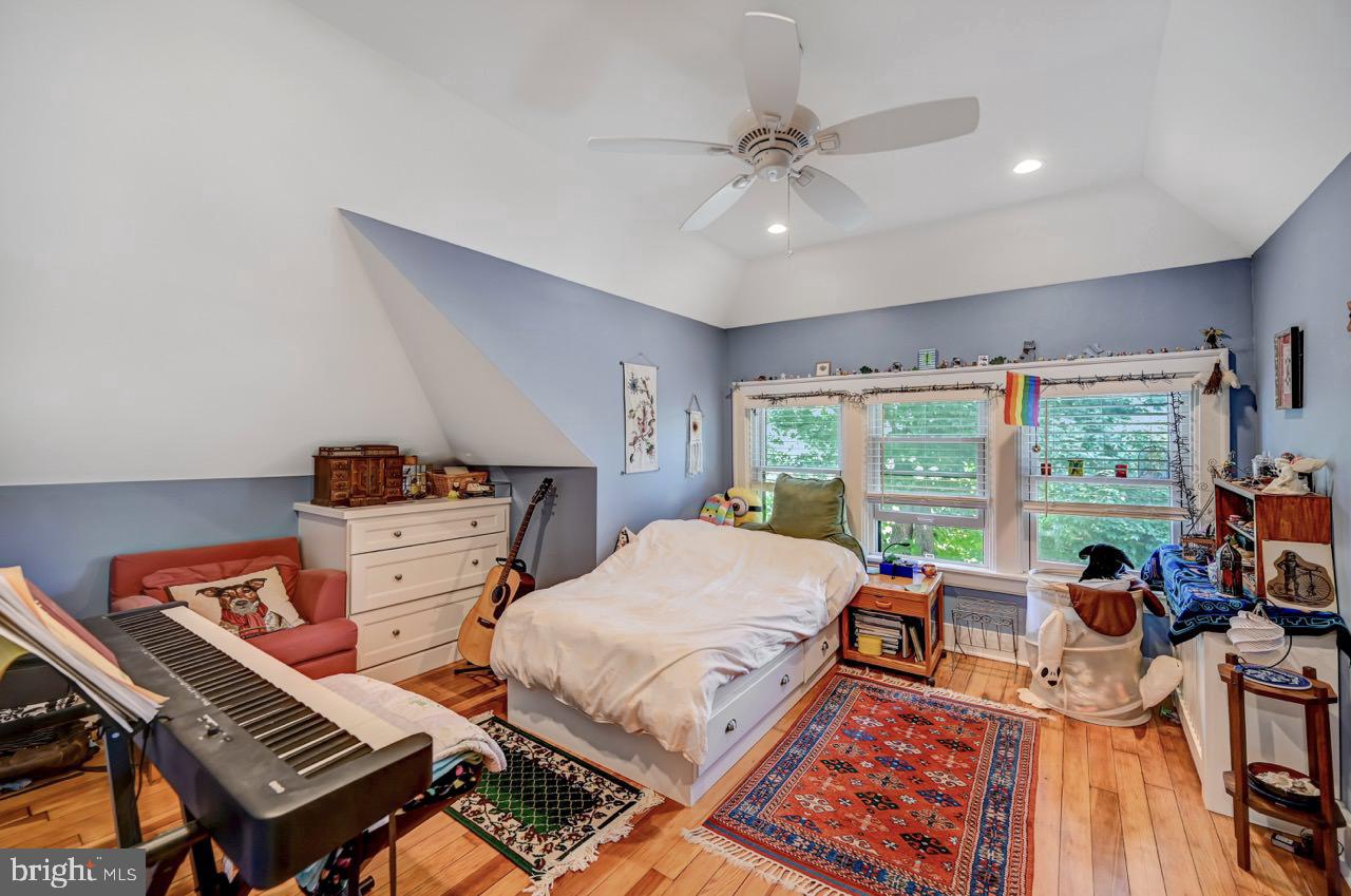 316 N Abington Rd