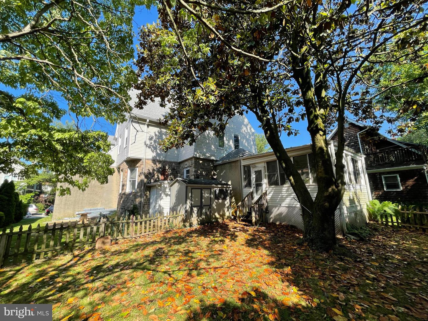 211 Grayling Ave #3