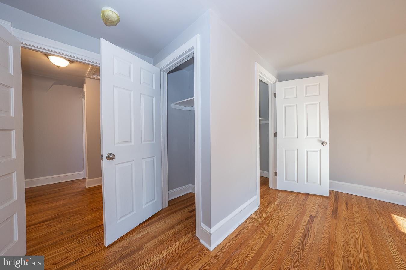 211 Grayling Ave #3