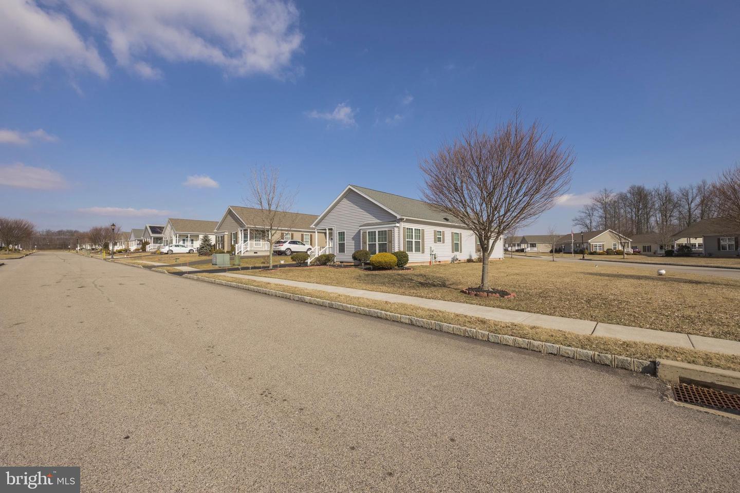 401 Azalea Dr