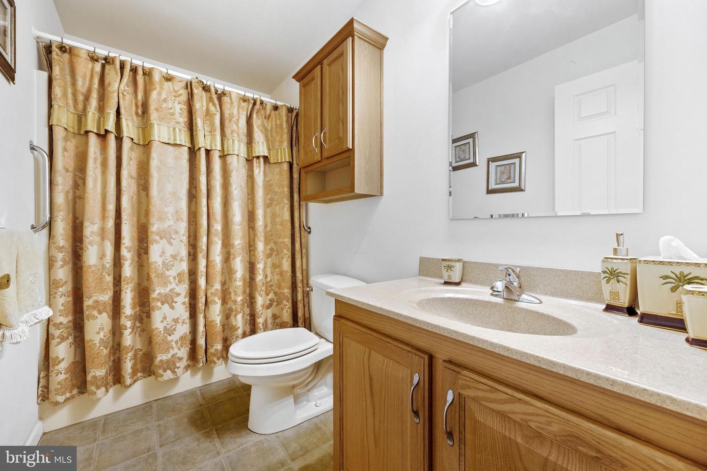 401 Azalea Dr