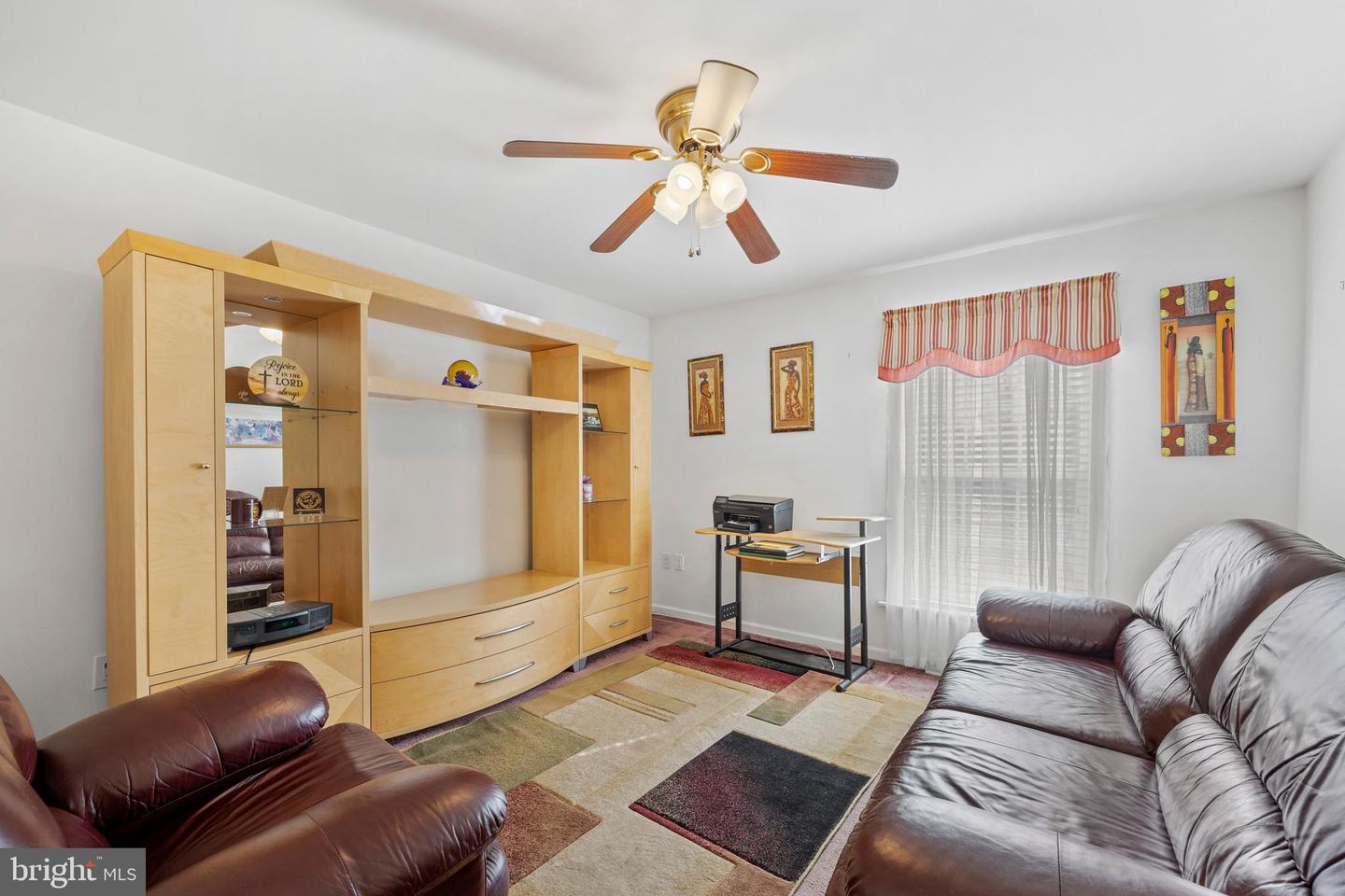 401 Azalea Dr
