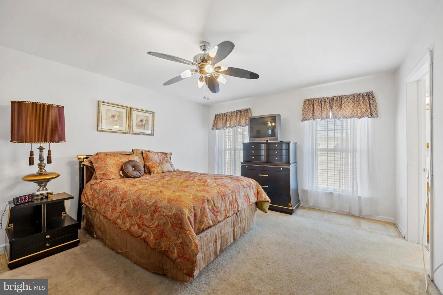 401 Azalea Dr