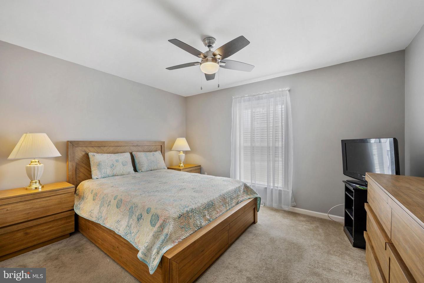 401 Azalea Dr