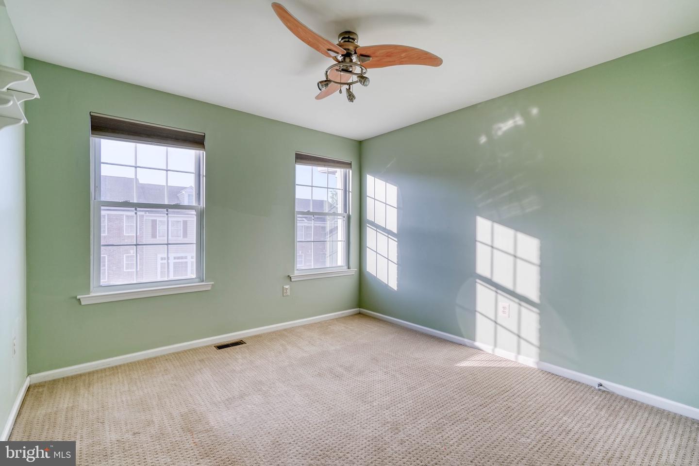 307 Ebony Ct