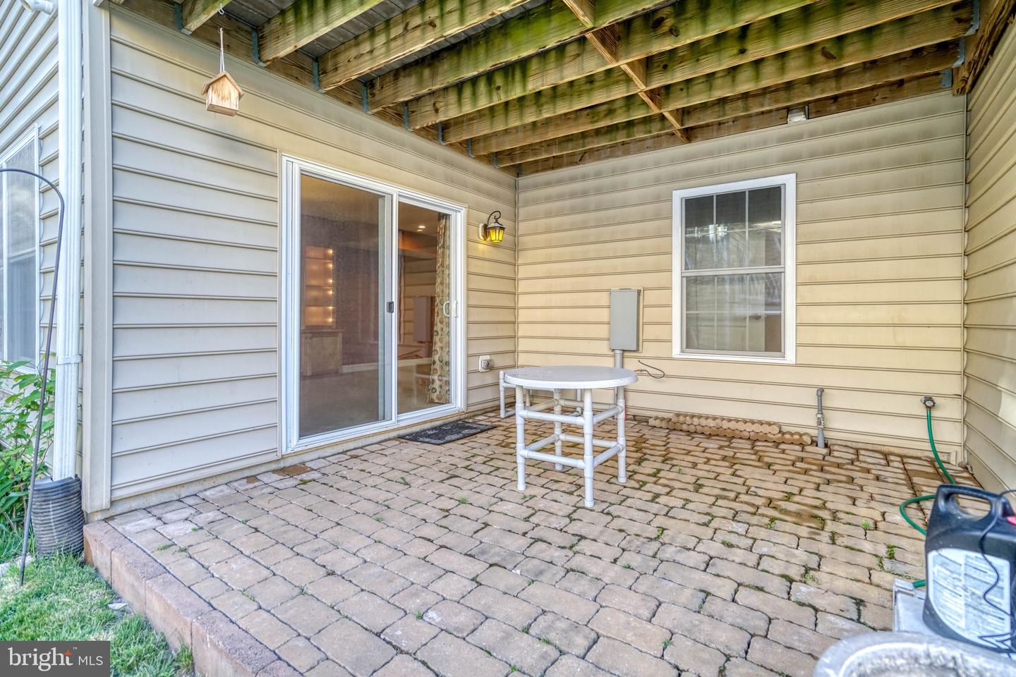307 Ebony Ct