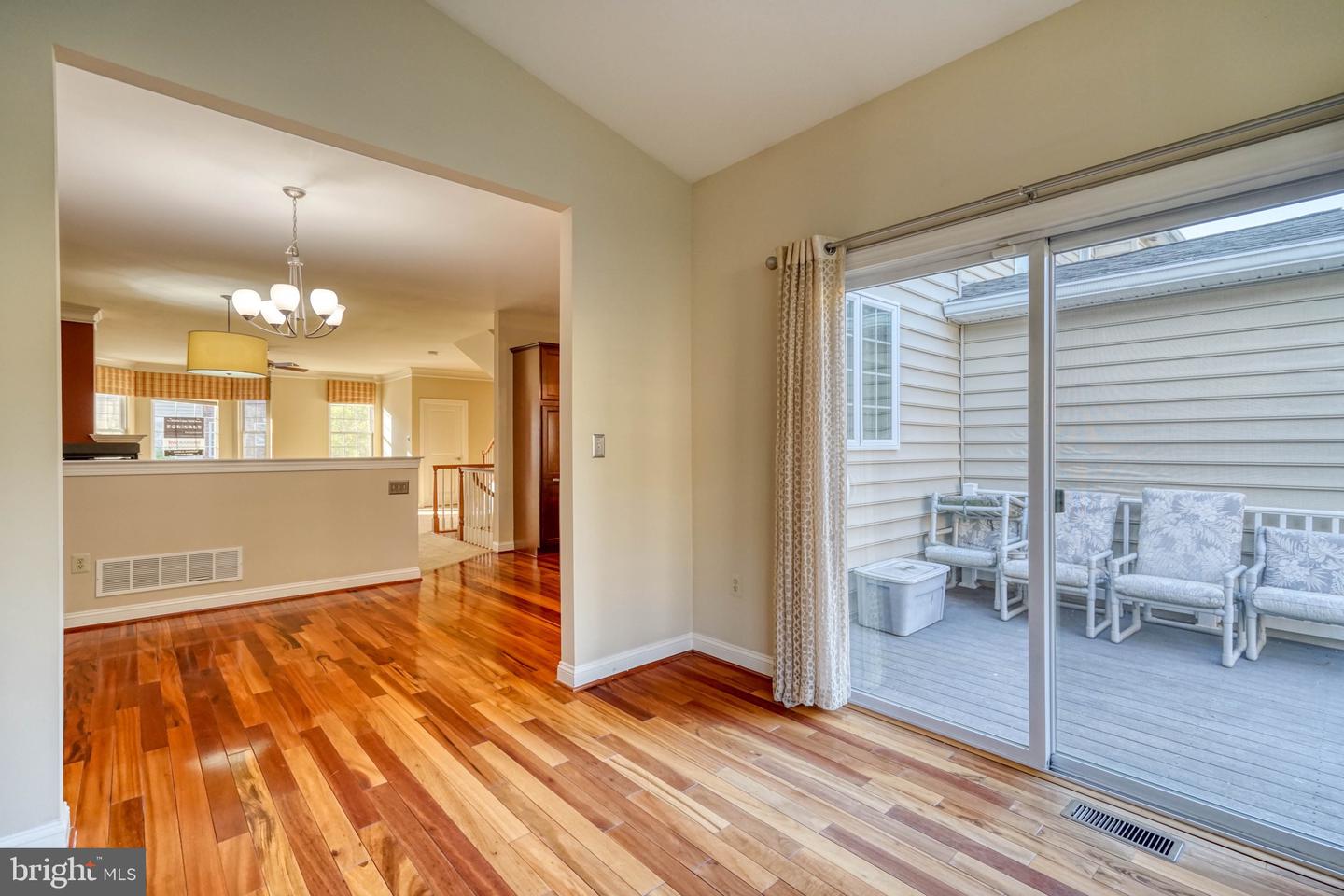 307 Ebony Ct