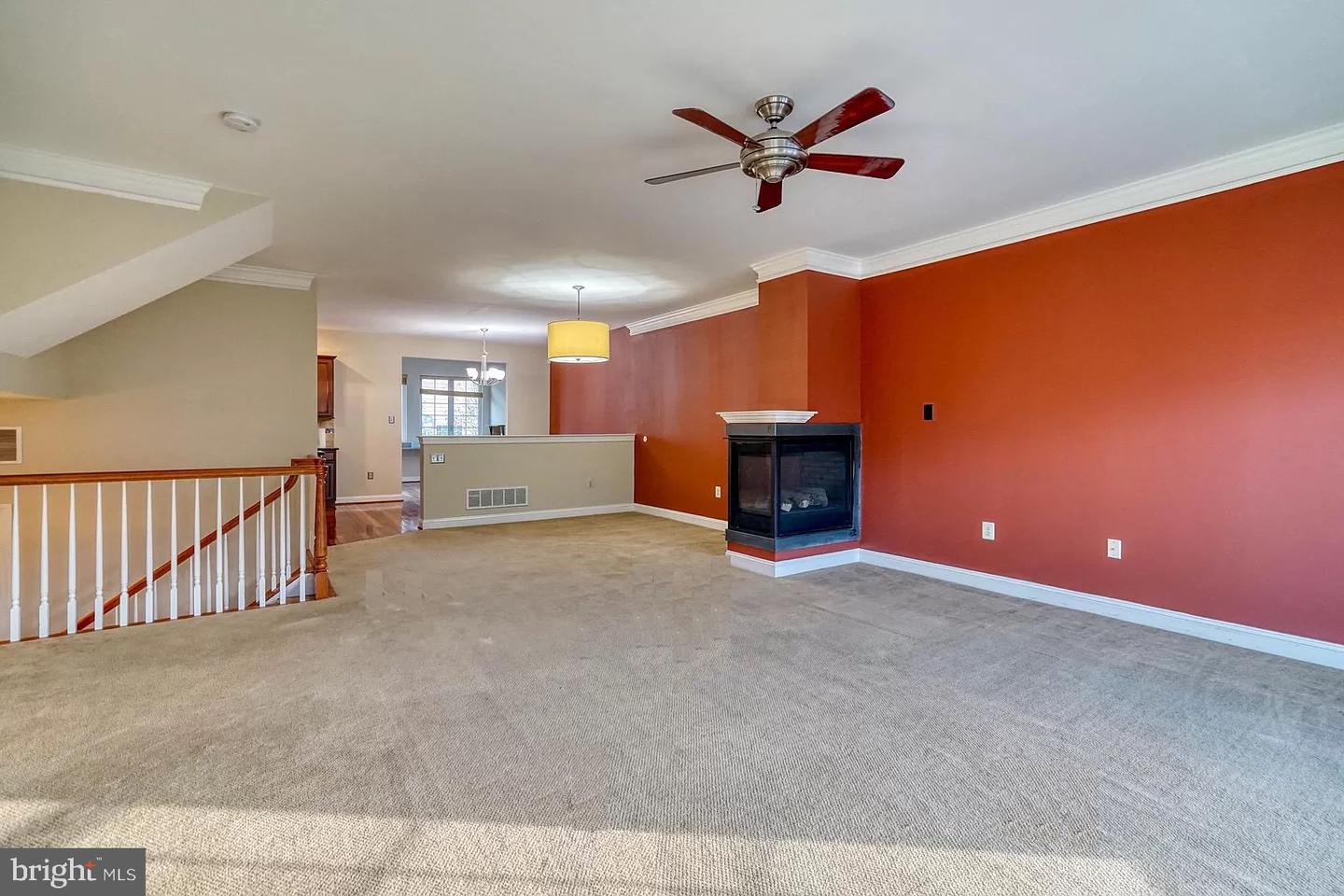 307 Ebony Ct