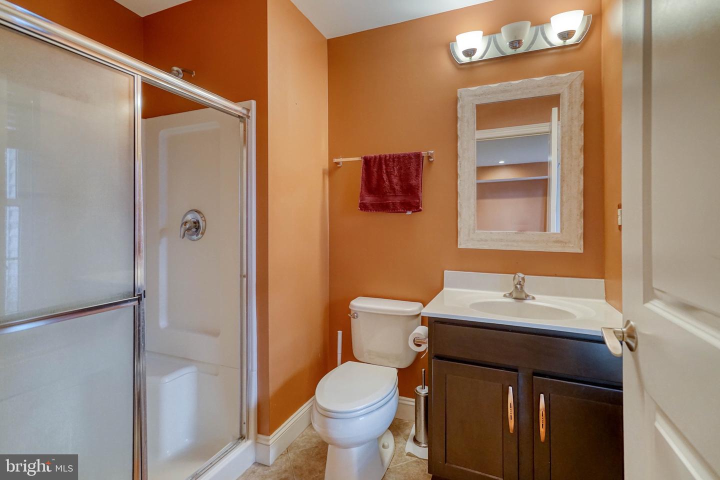 307 Ebony Ct