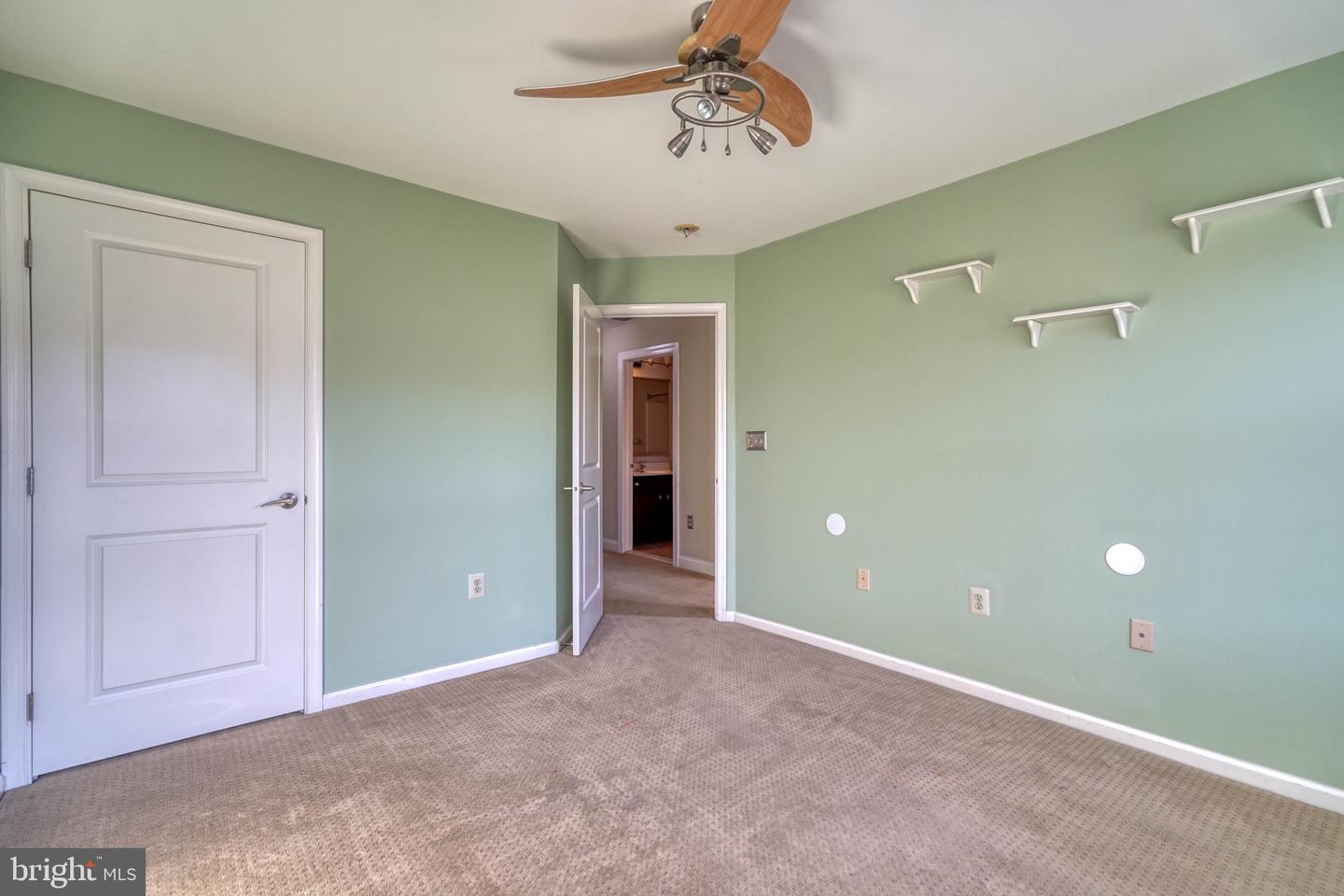 307 Ebony Ct
