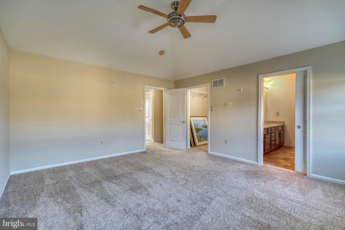 307 Ebony Ct