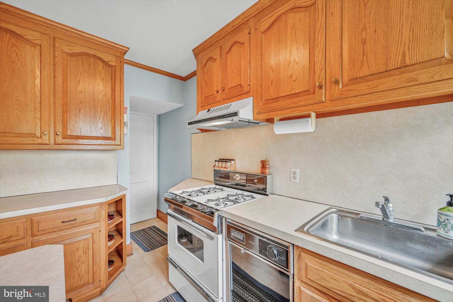 207 Harrogate Rd