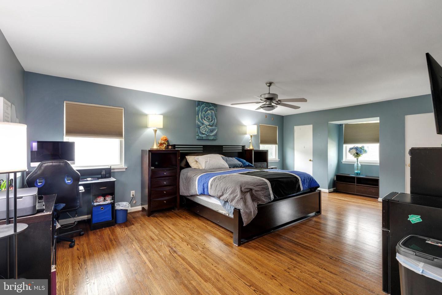 211 Windsor Ave