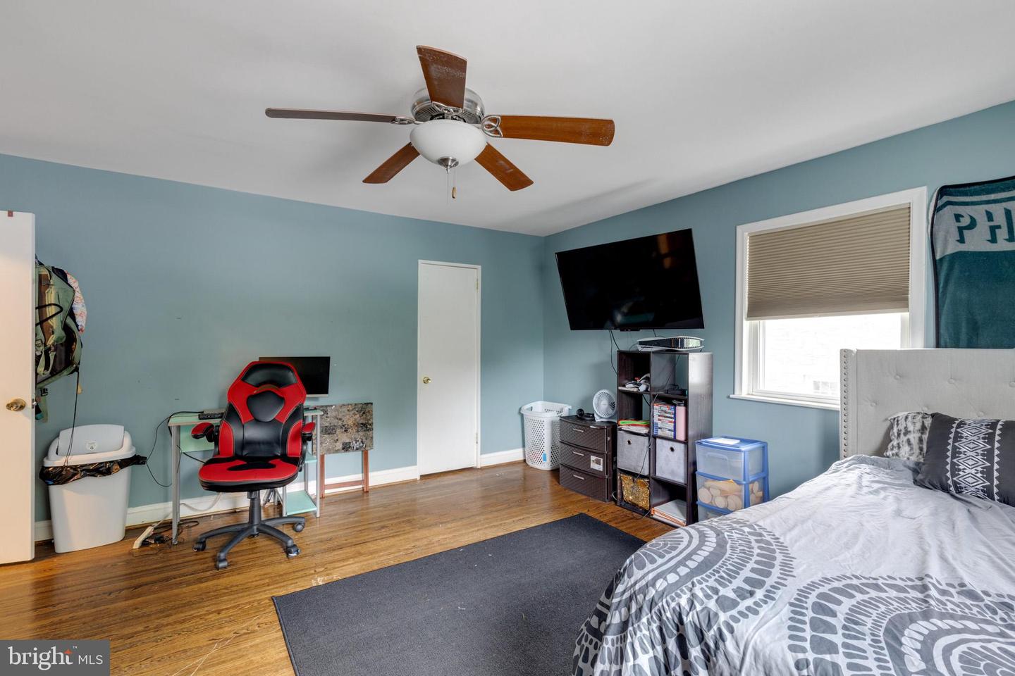 211 Windsor Ave