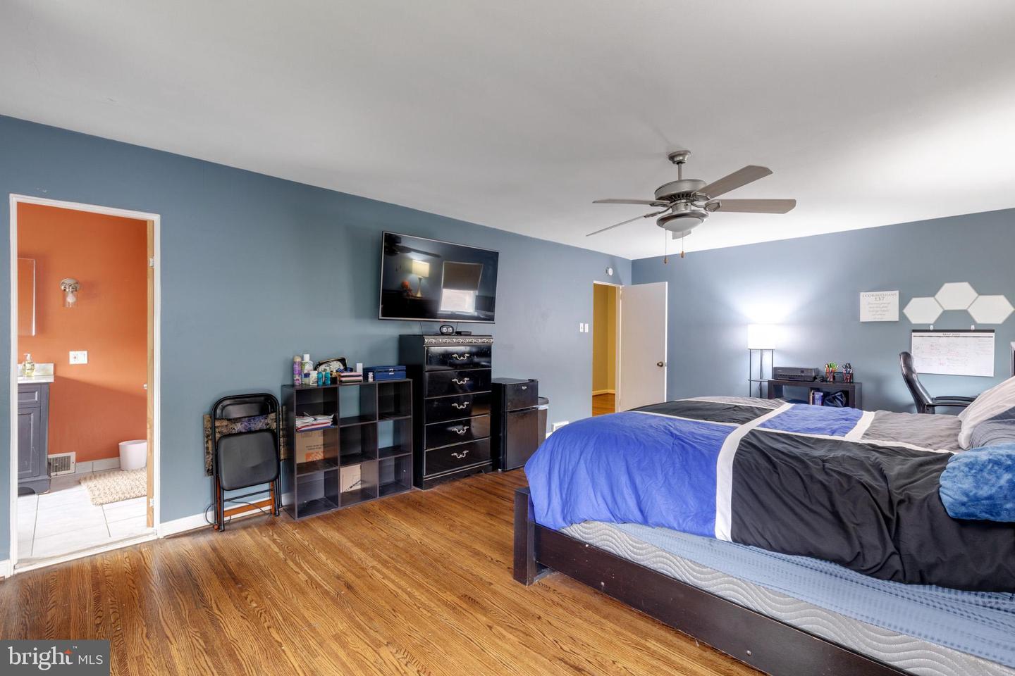 211 Windsor Ave