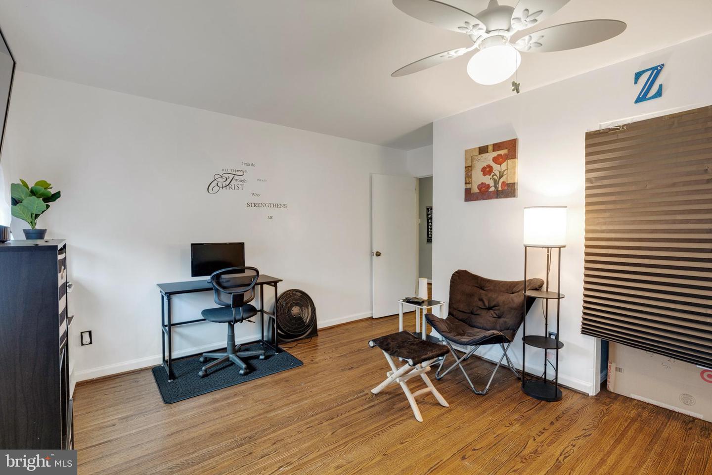 211 Windsor Ave