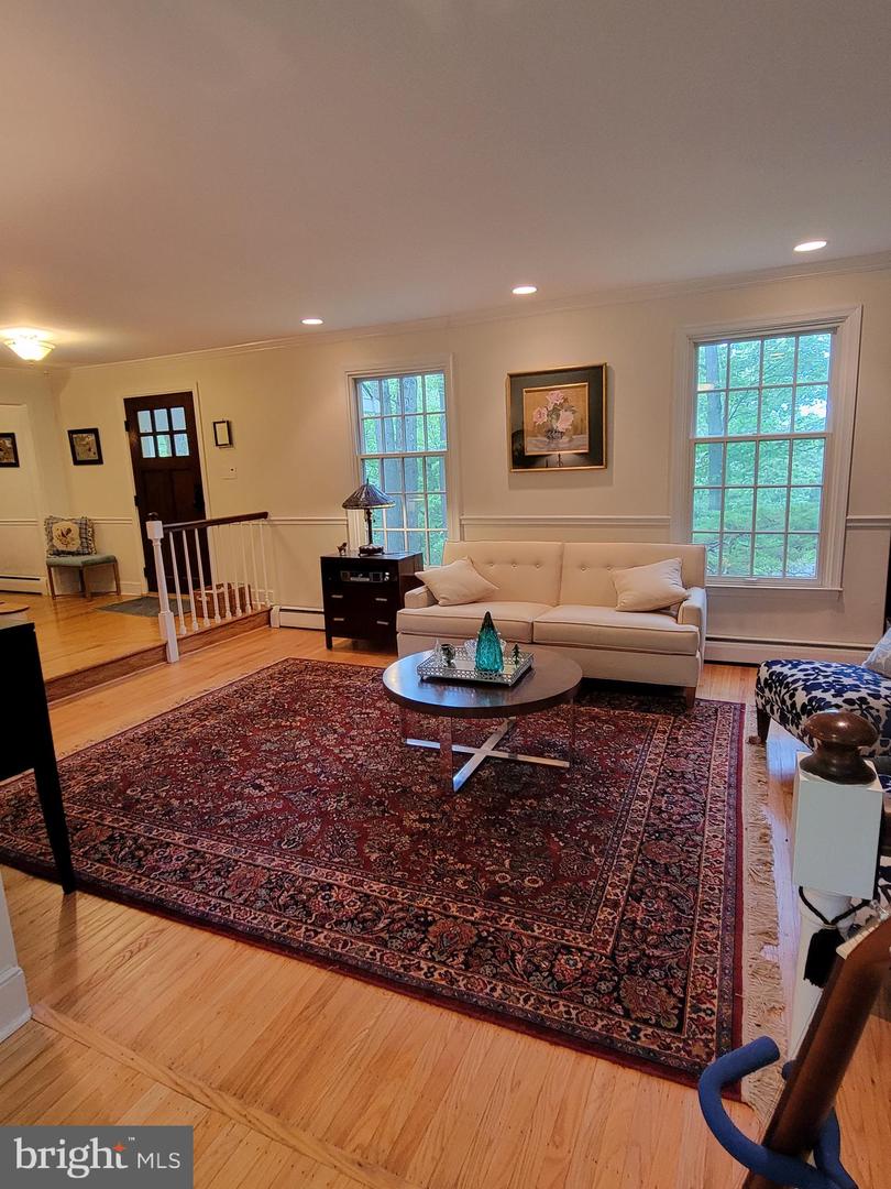 365 Danell Rd
