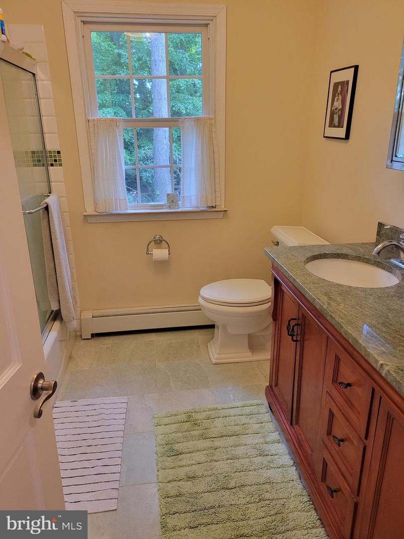 365 Danell Rd