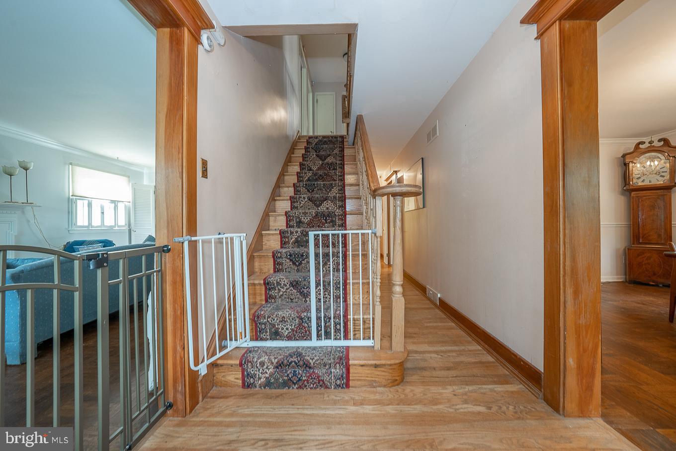 408 S Sterling Rd
