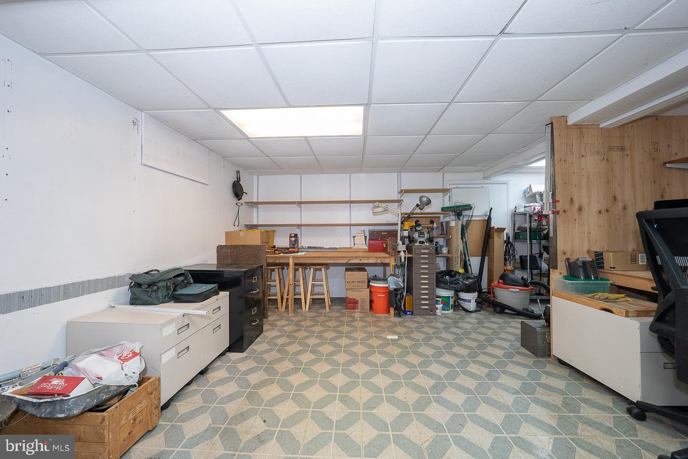 408 S Sterling Rd