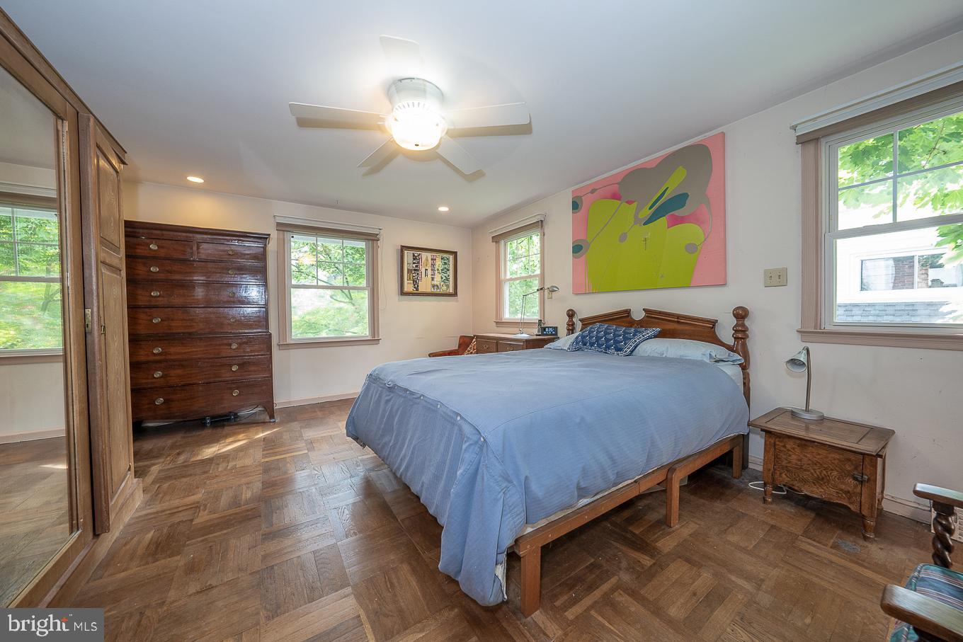 408 S Sterling Rd