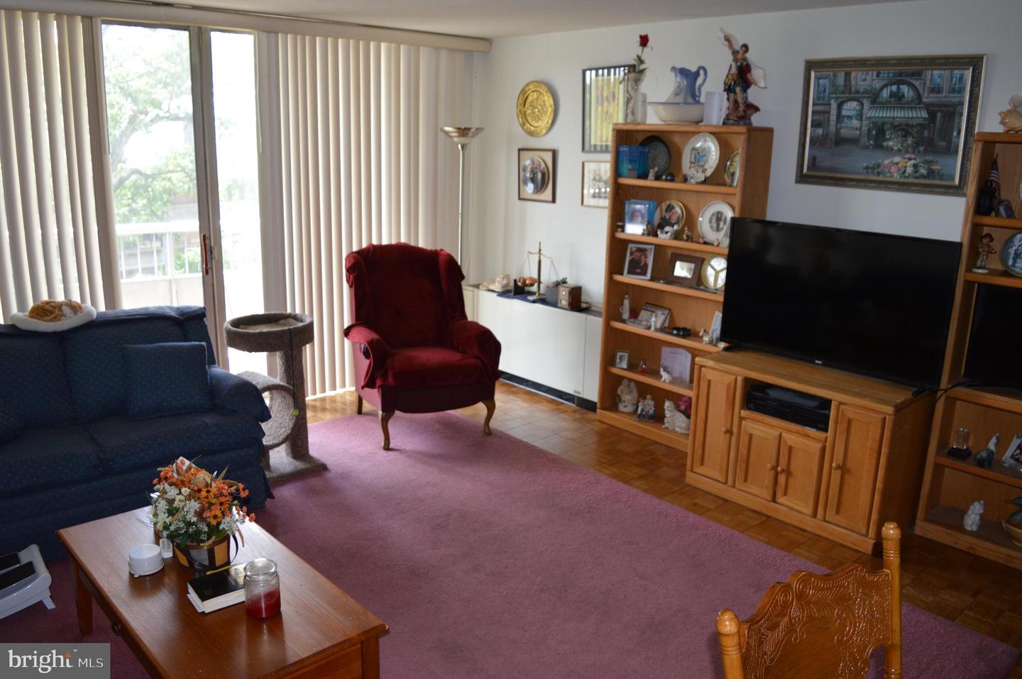100 West Ave #409-S