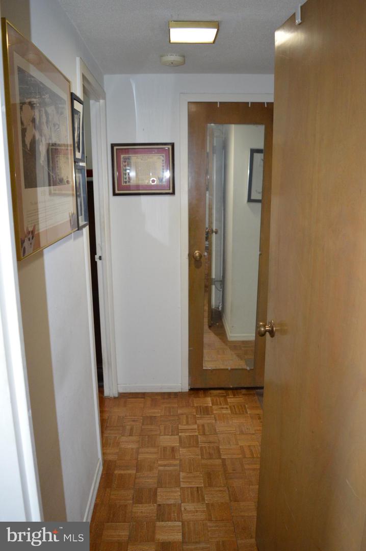 100 West Ave #409-S