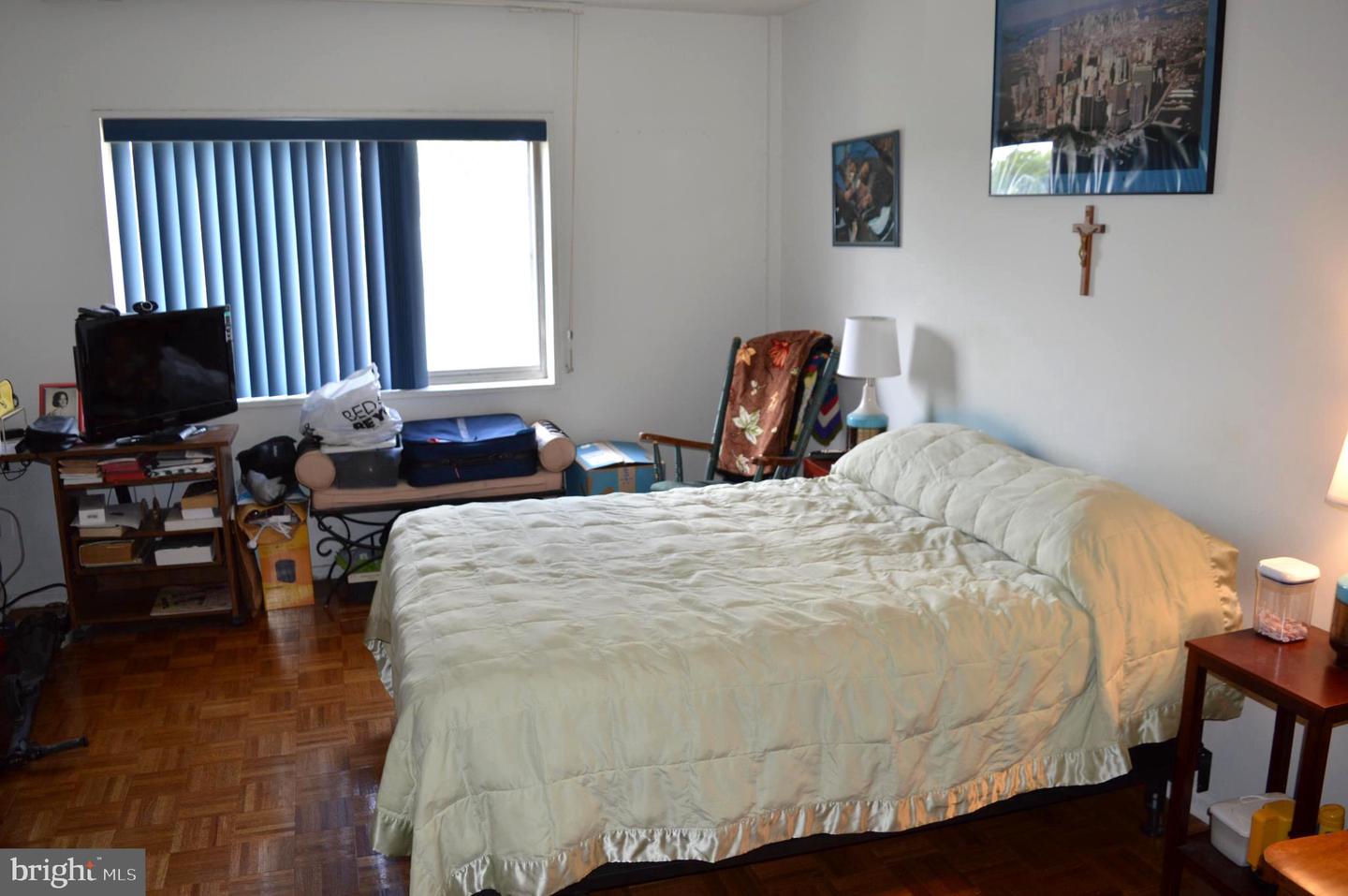100 West Ave #409-S