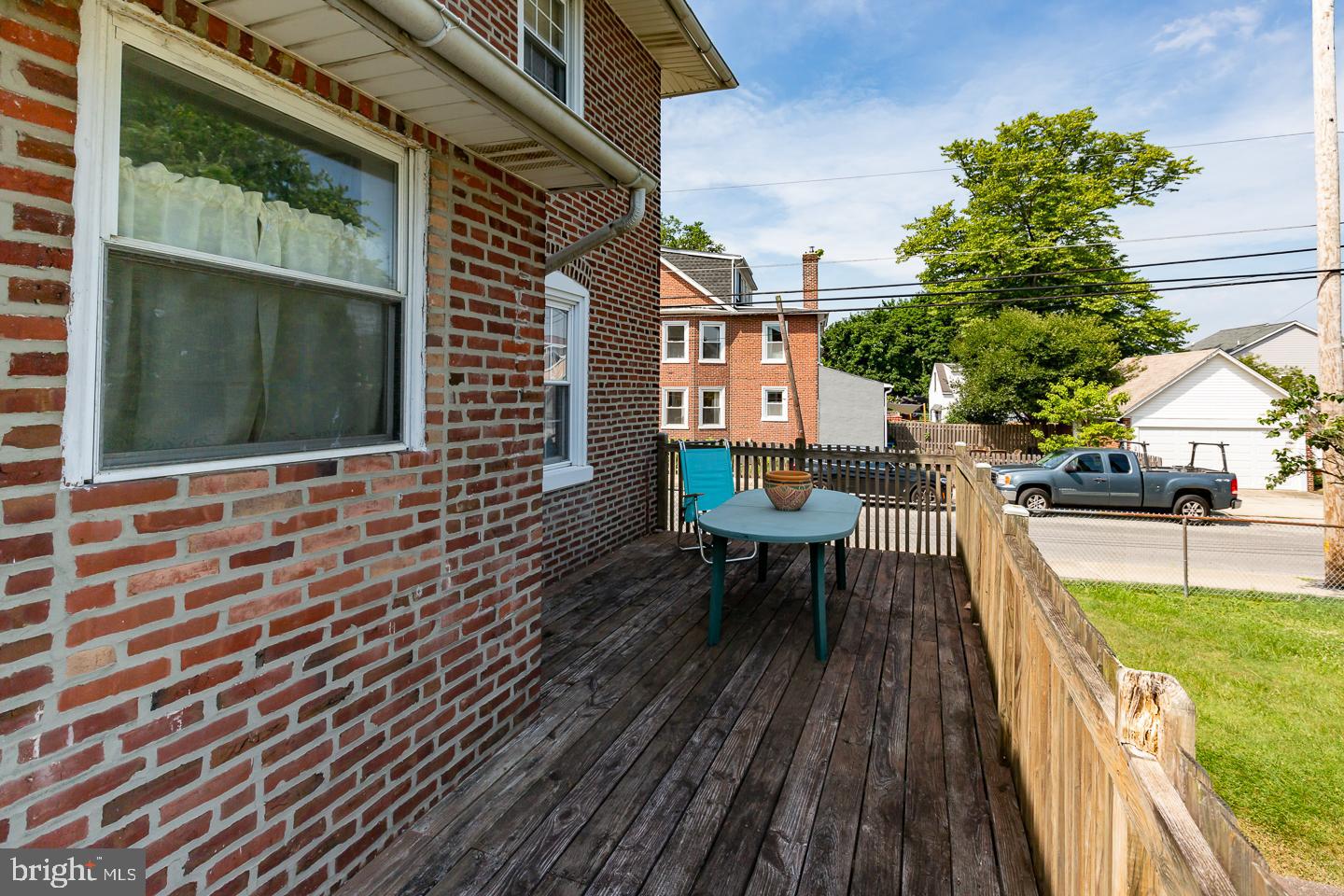 156 Edgemont Ave