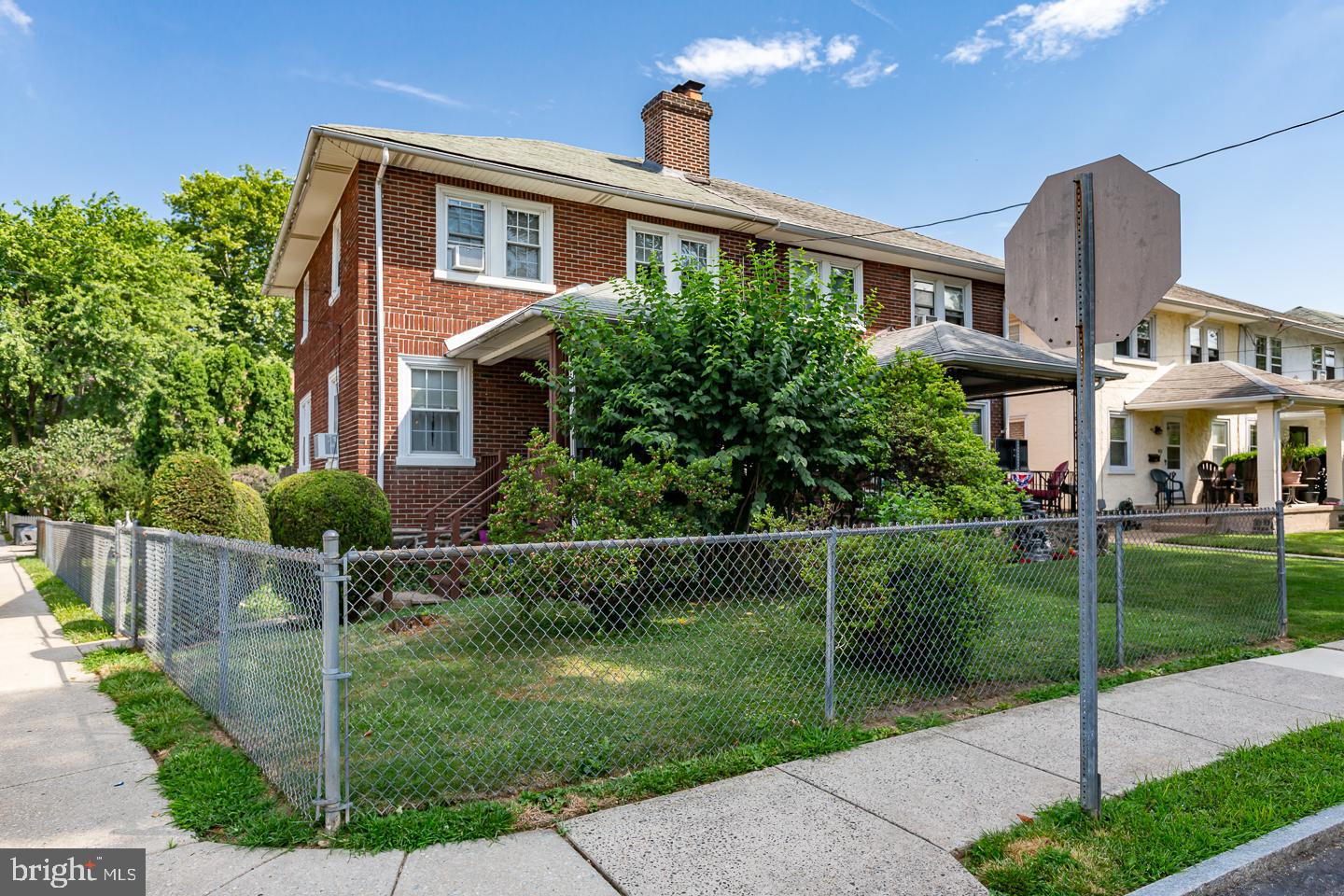 156 Edgemont Ave