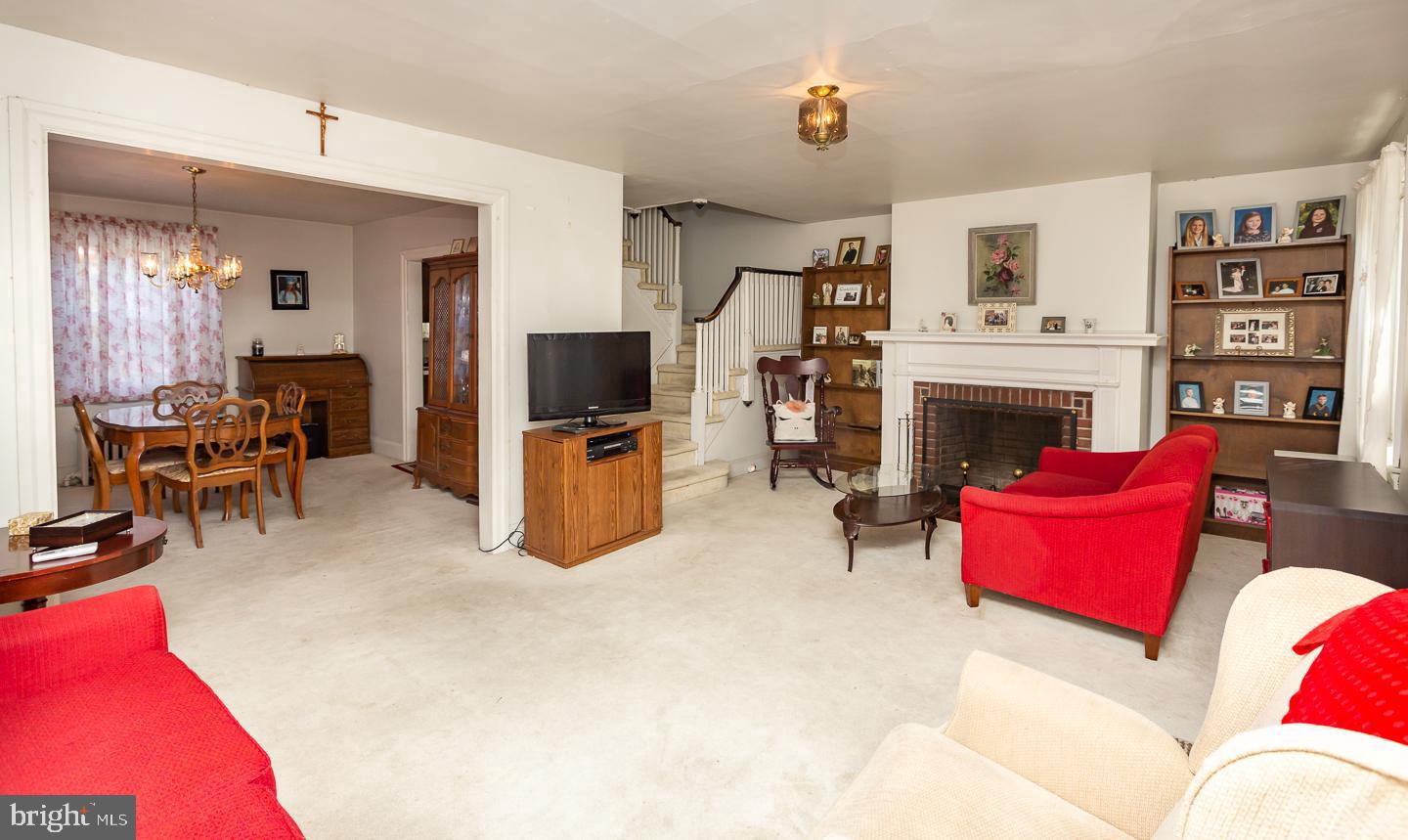 156 Edgemont Ave