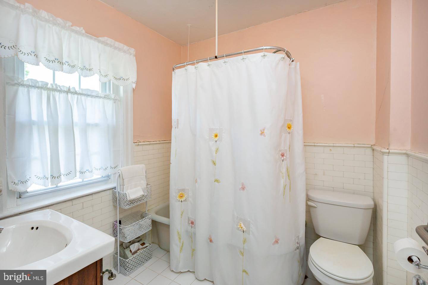 156 Edgemont Ave