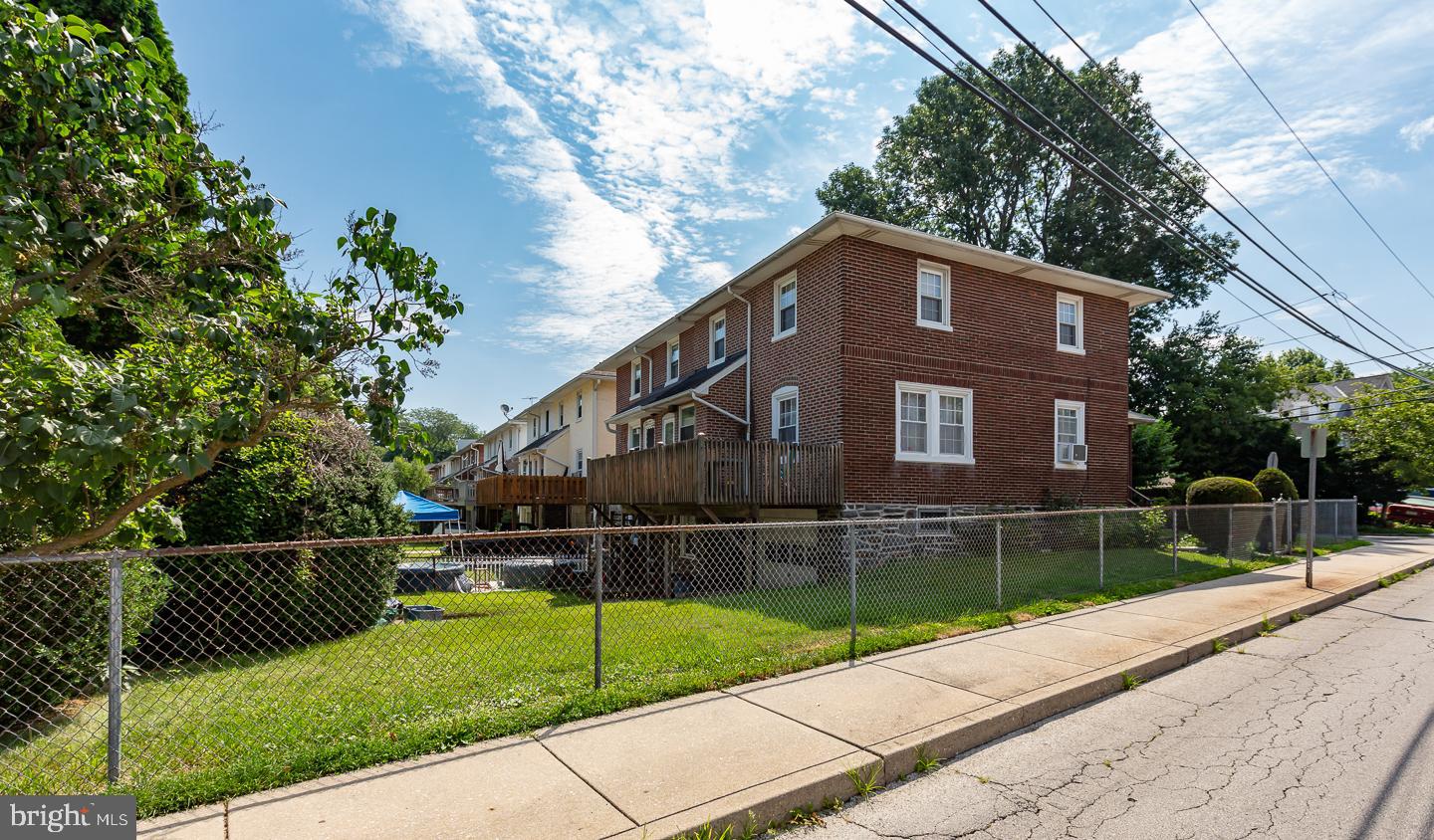 156 Edgemont Ave