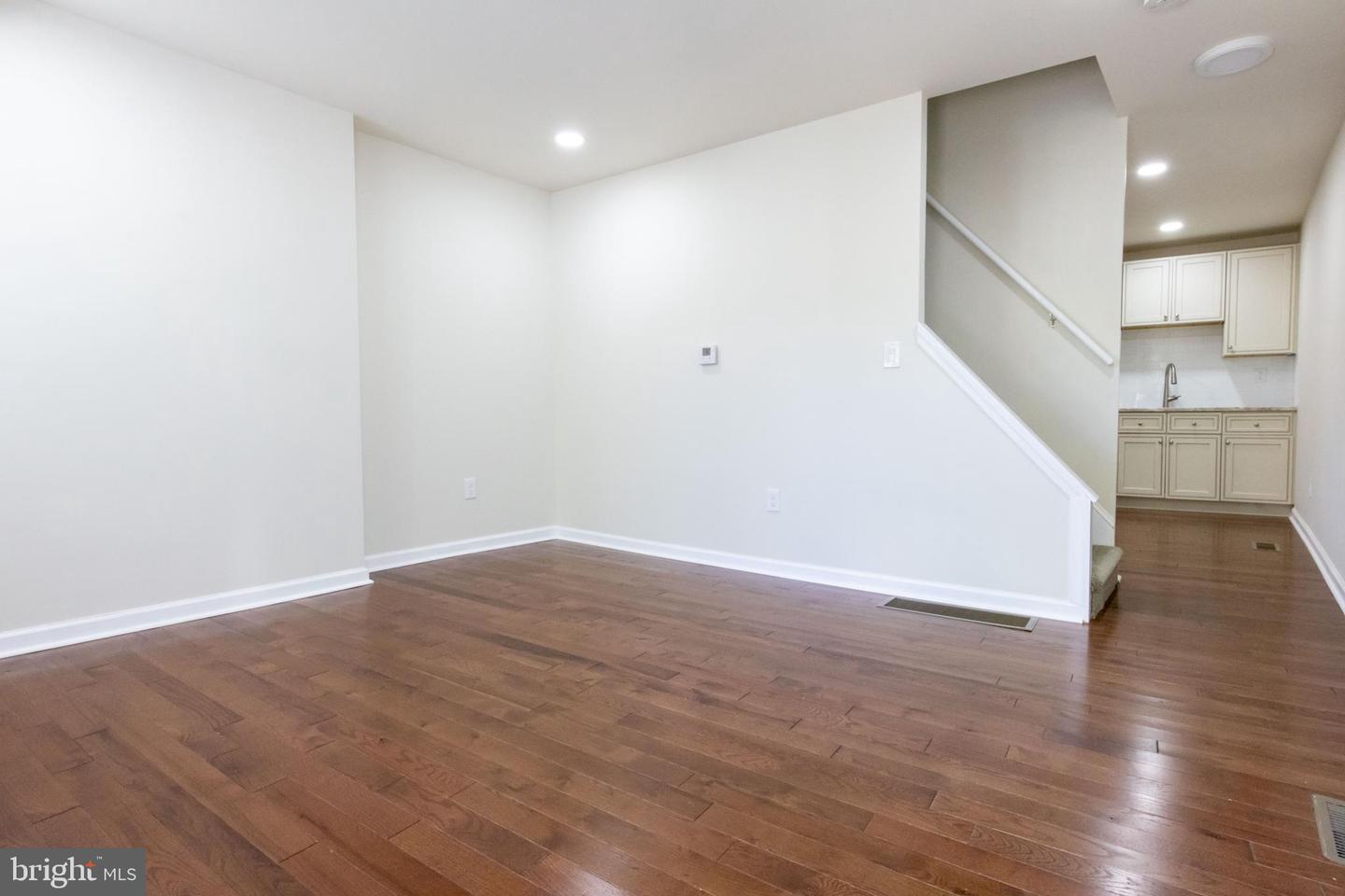 106 Brookfield Ter