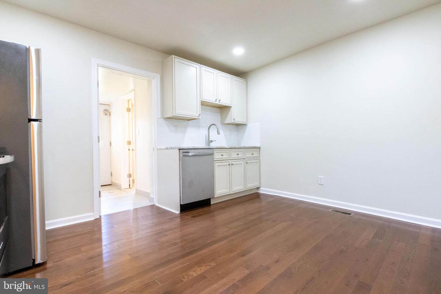 106 Brookfield Ter