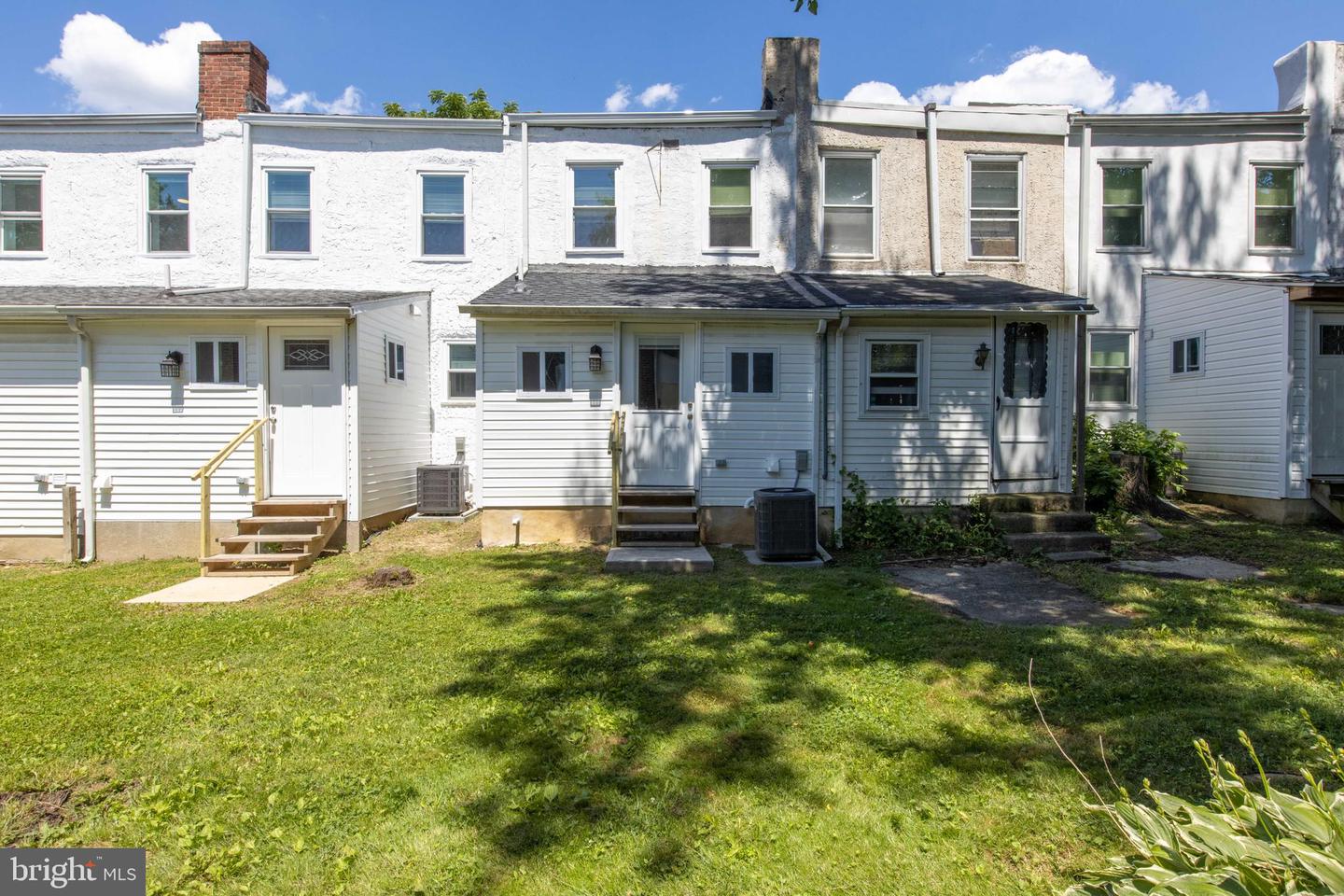 106 Brookfield Ter