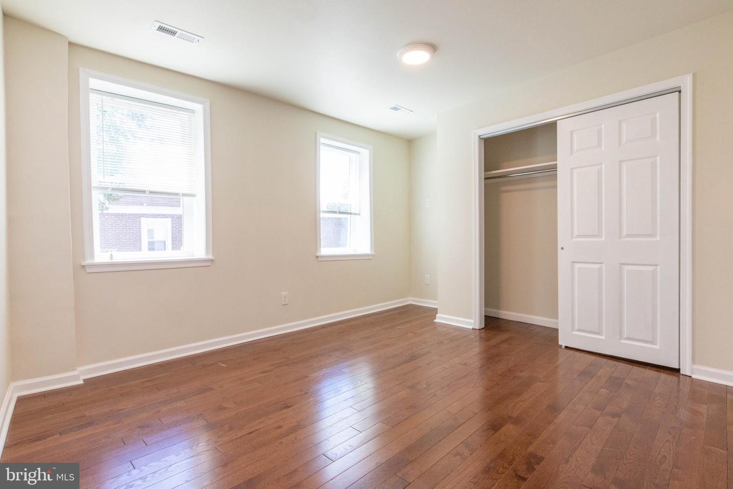 106 Brookfield Ter