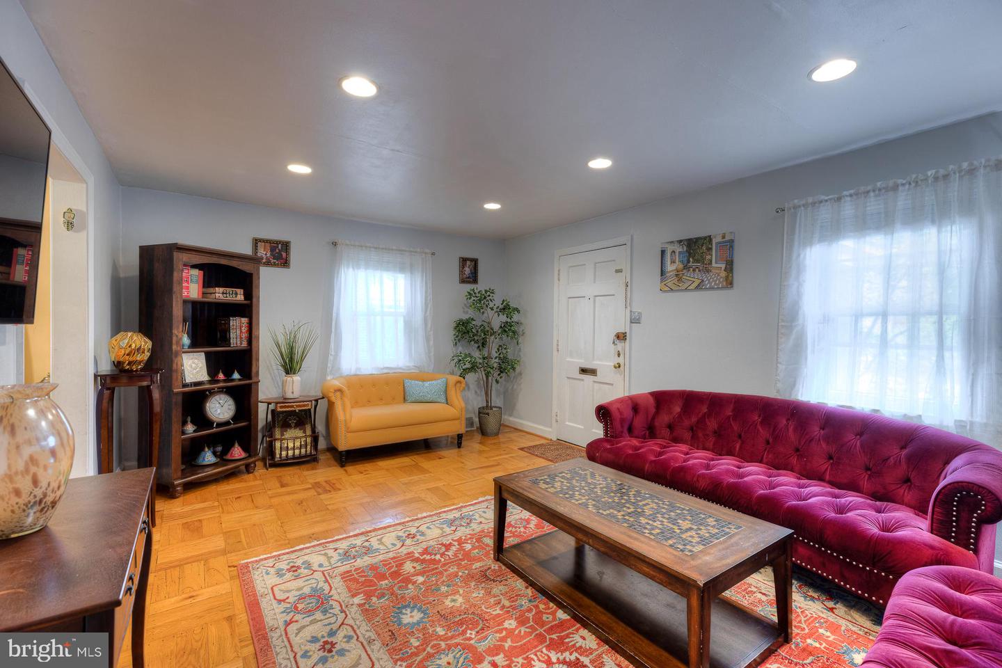 109 Rock Glen Rd