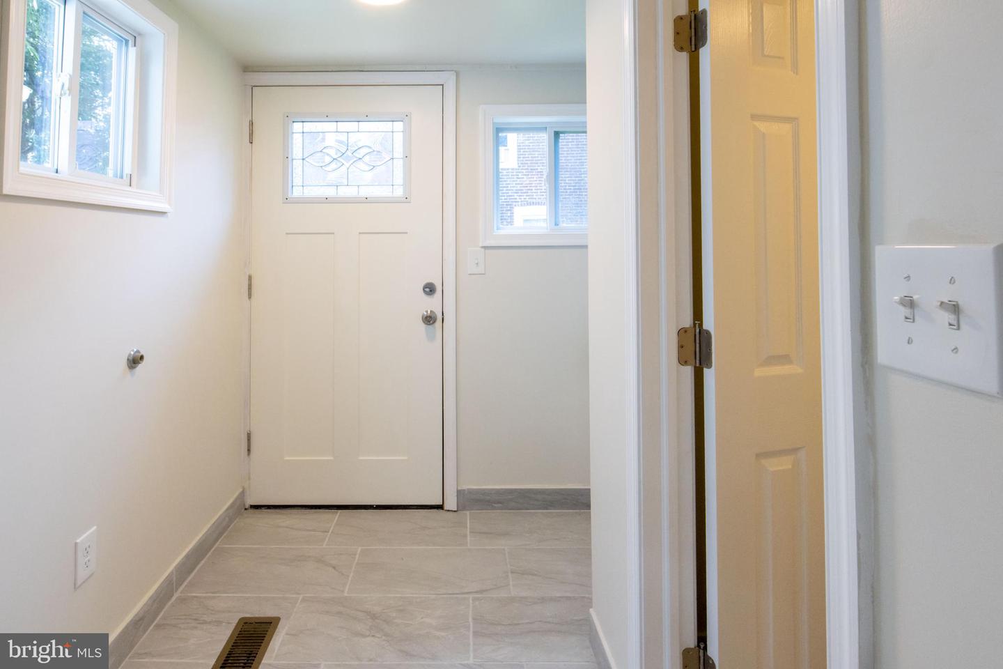 104 Brookfield Ter