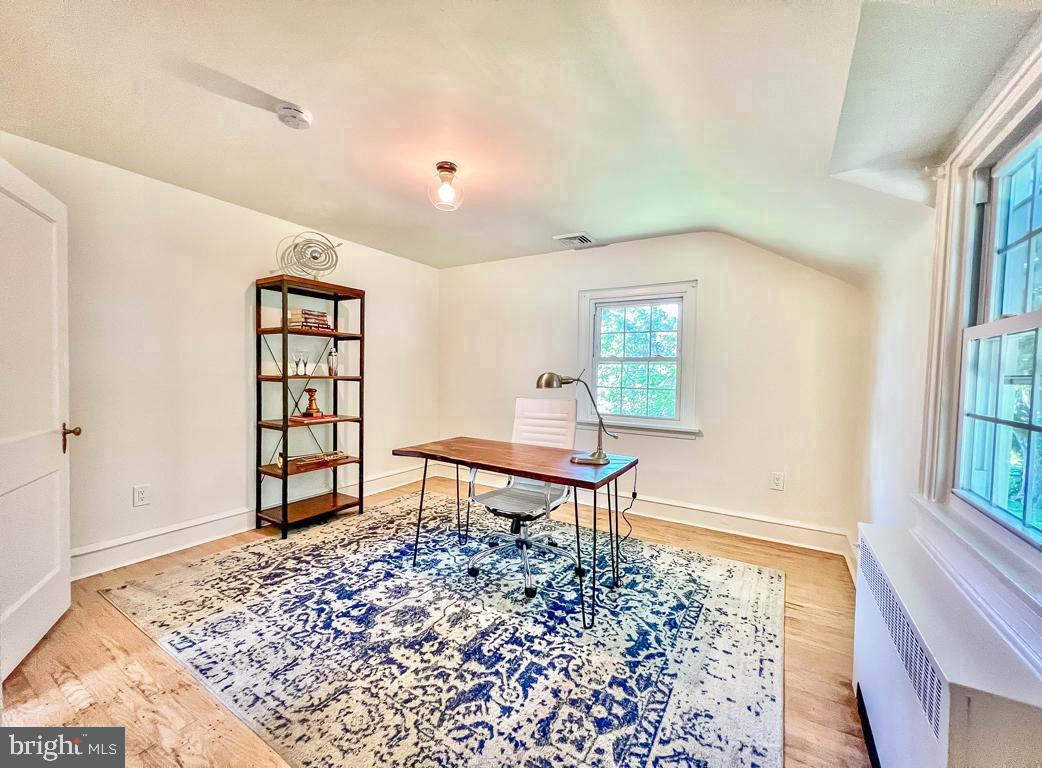 427 N Sterling Rd