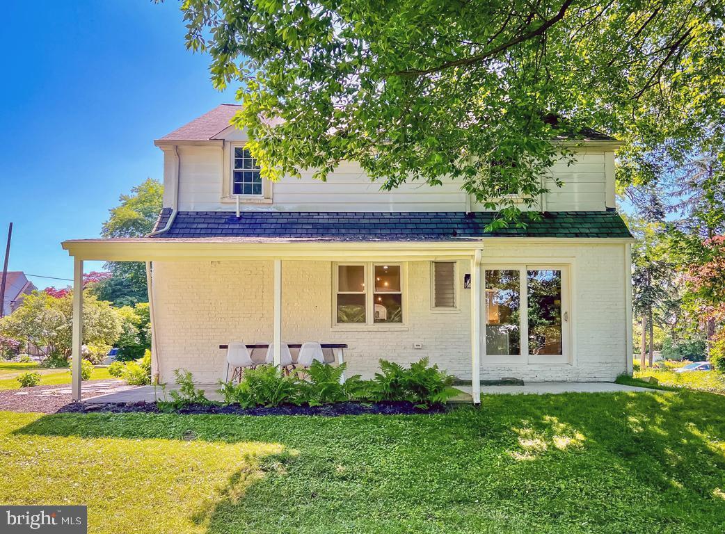 427 N Sterling Rd