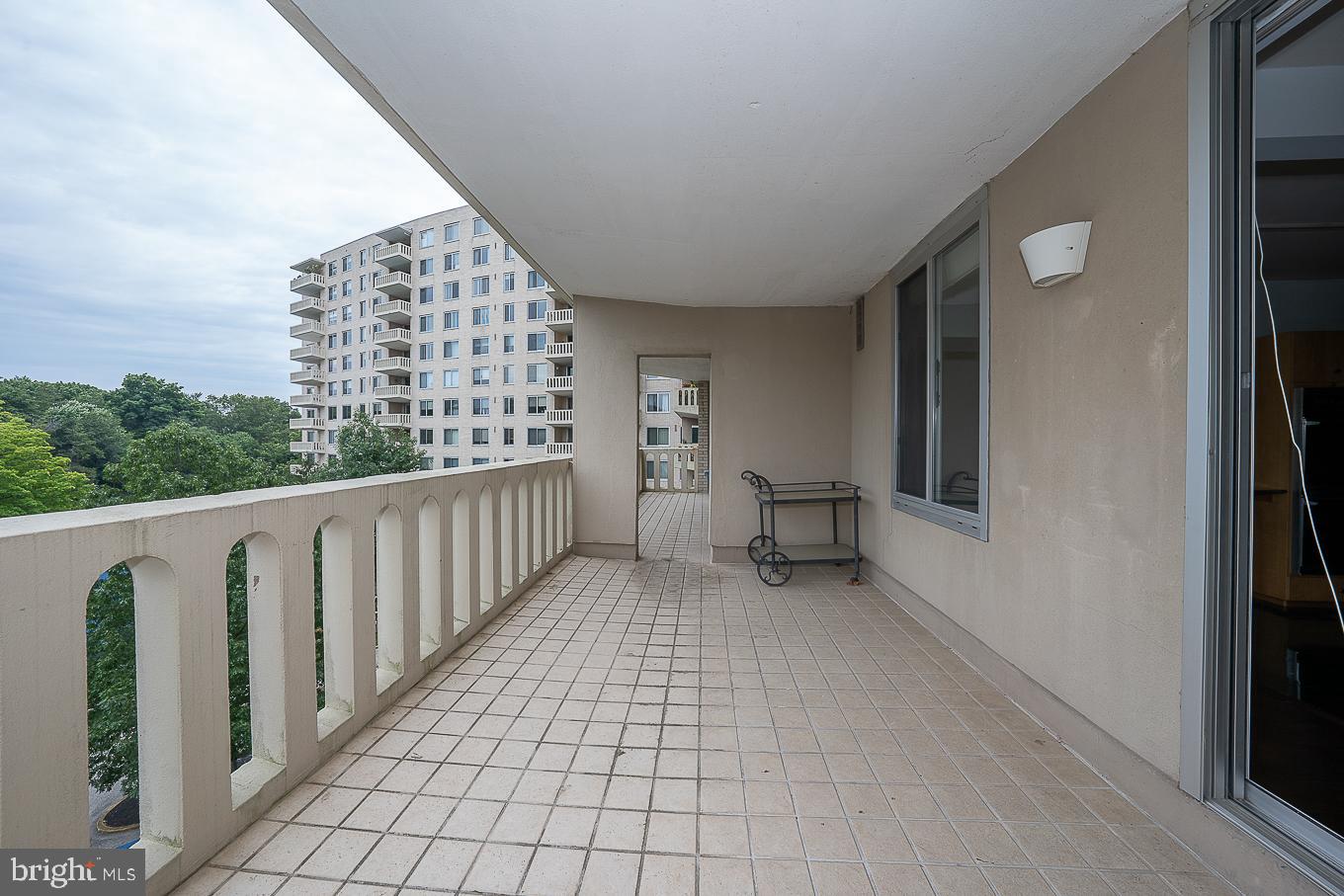 191 Presidential Blvd #R-328-29
