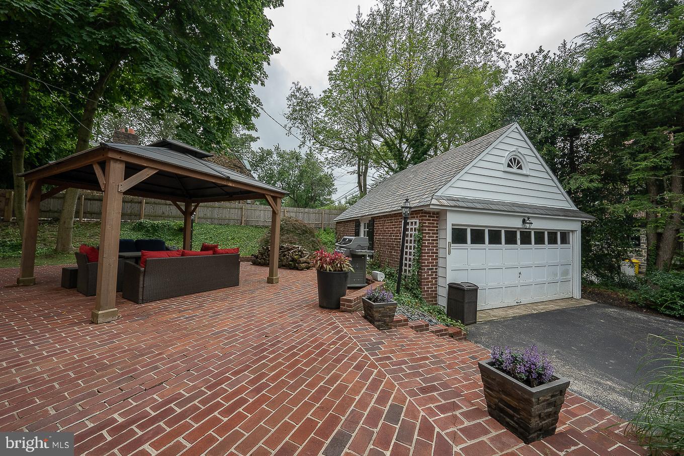 245 Winding Way