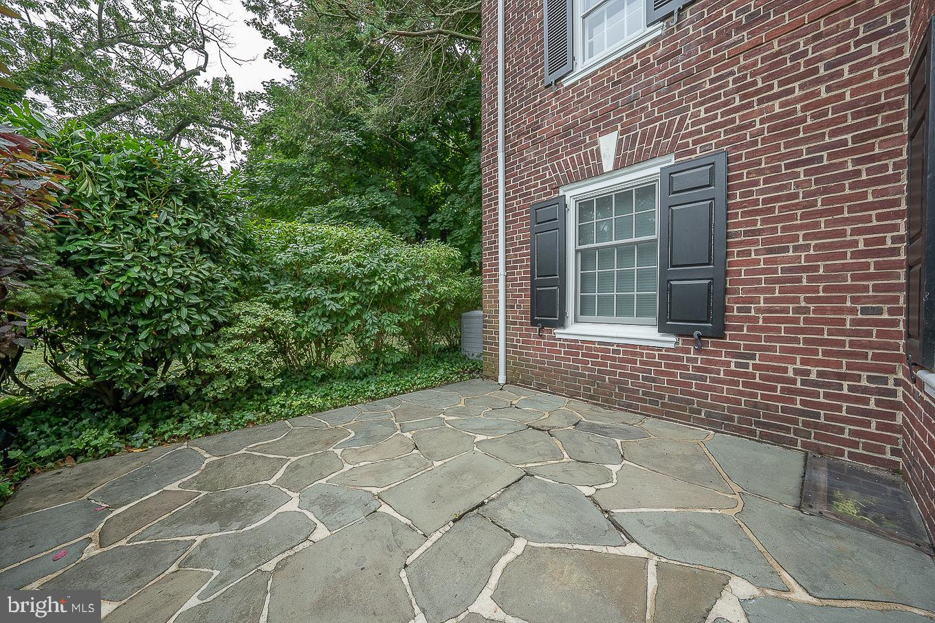 245 Winding Way