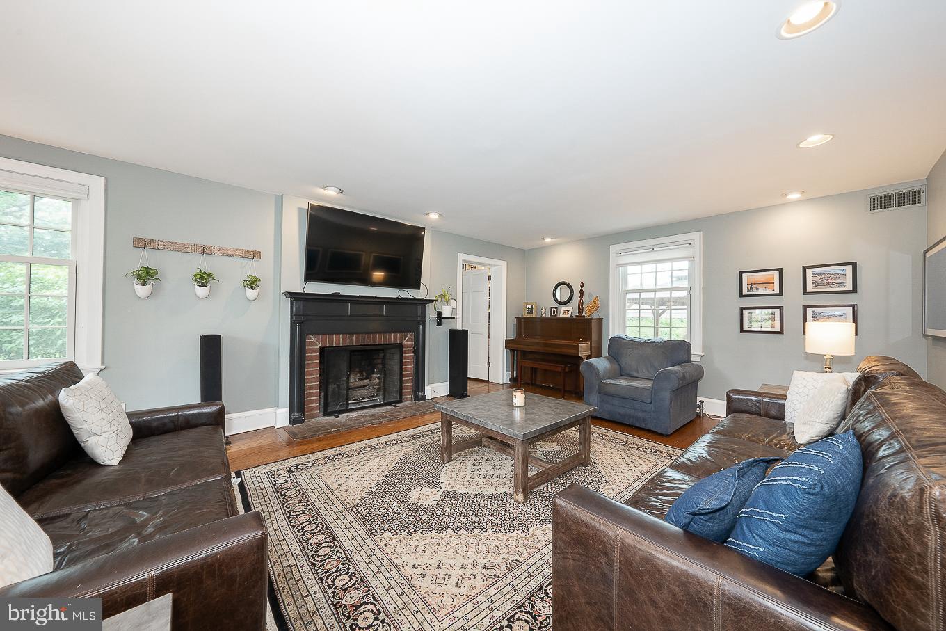 245 Winding Way