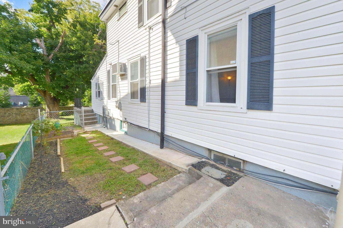 316 Parsons Ave