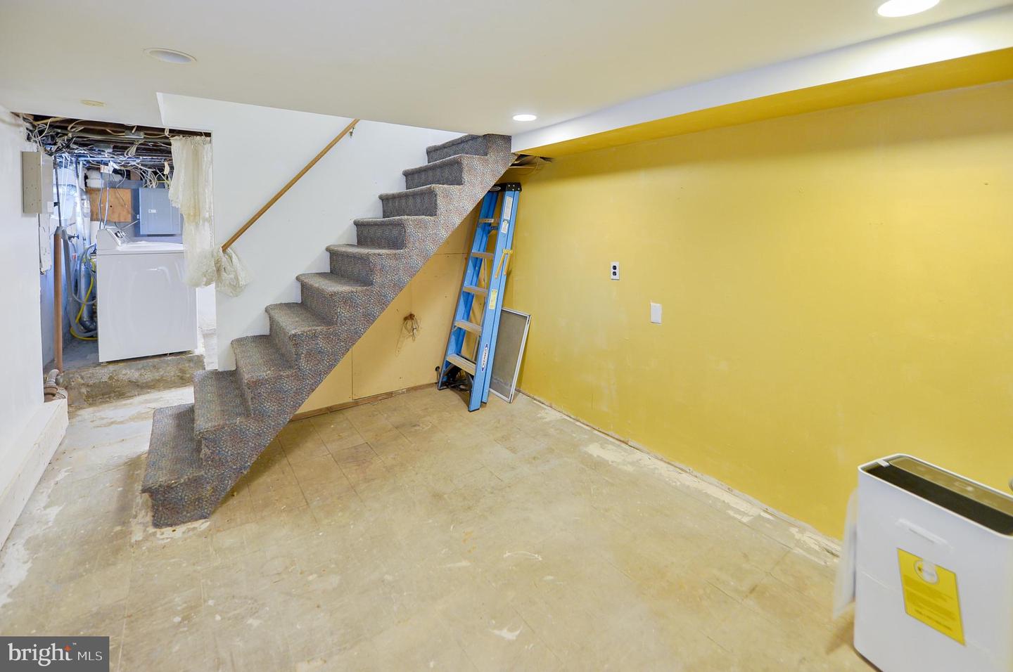 316 Parsons Ave