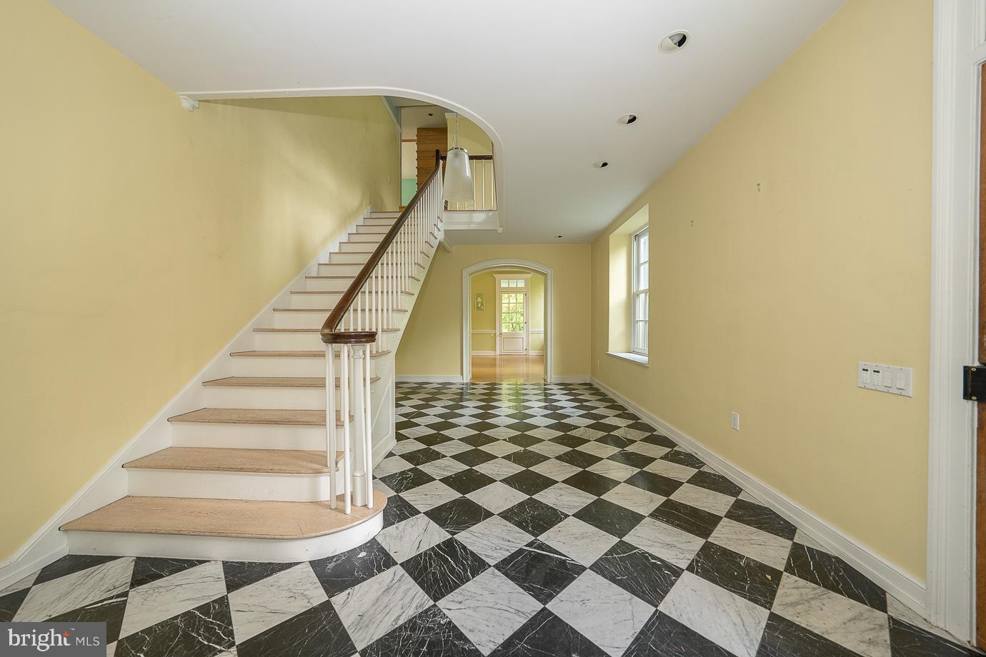 222 Church Rd