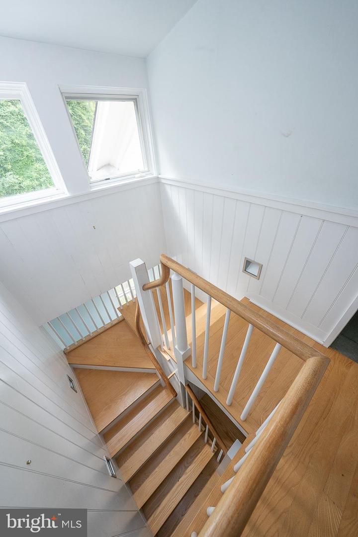 222 Church Rd