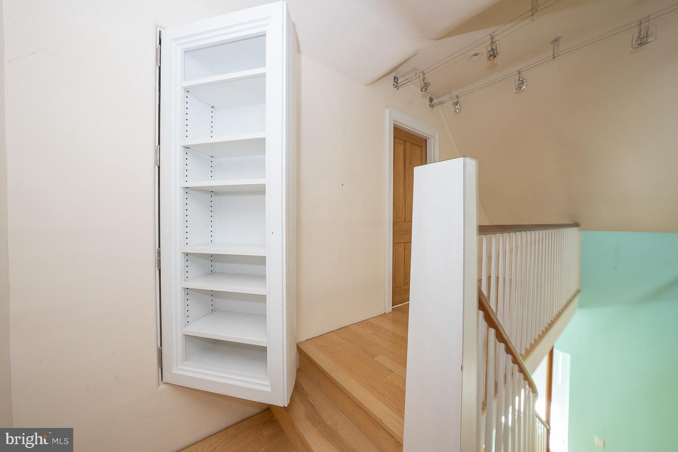 222 Church Rd